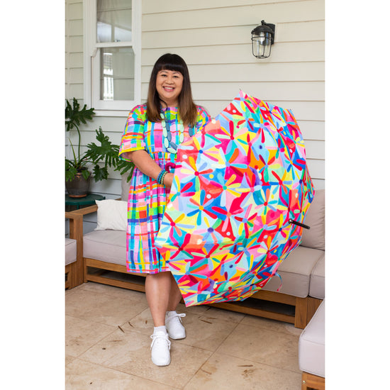 Load image into Gallery viewer, Rainbow Daisies - MAXI ART UMBRELLA - Lordy Dordie Art
